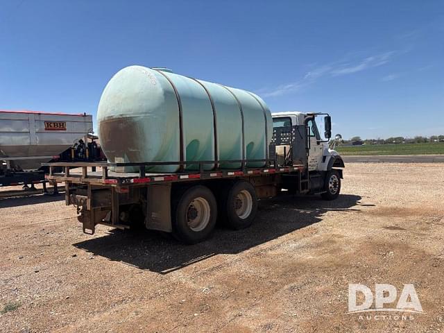 Image of International 7600 equipment image 2