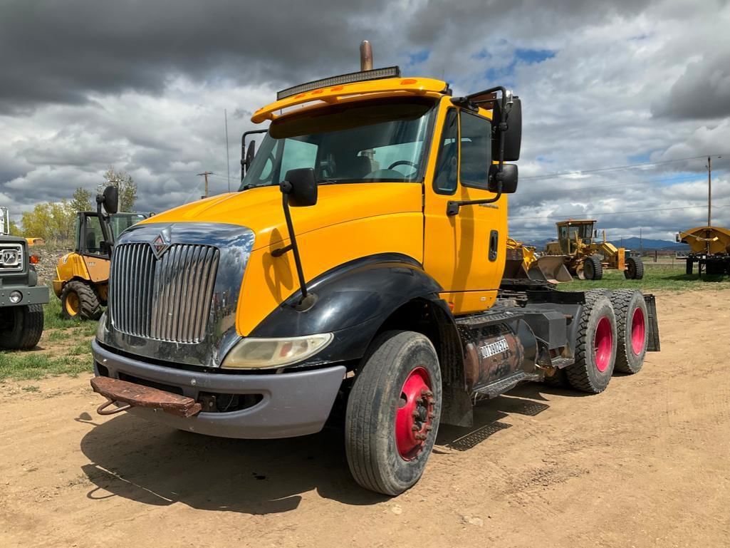 Main image International 8600