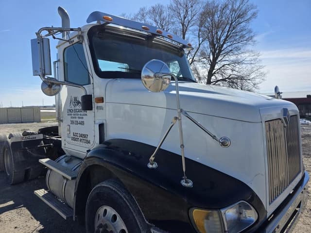 Image of International 9200 equipment image 4