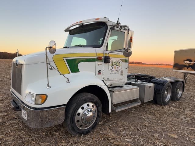 Image of International 9200i equipment image 1