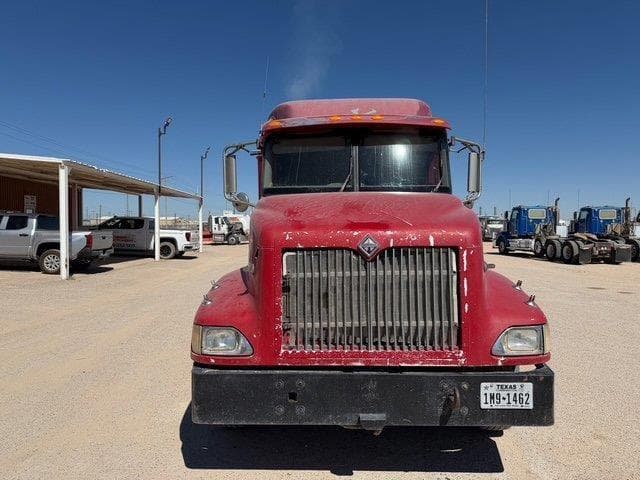 Image of International 9400 equipment image 1