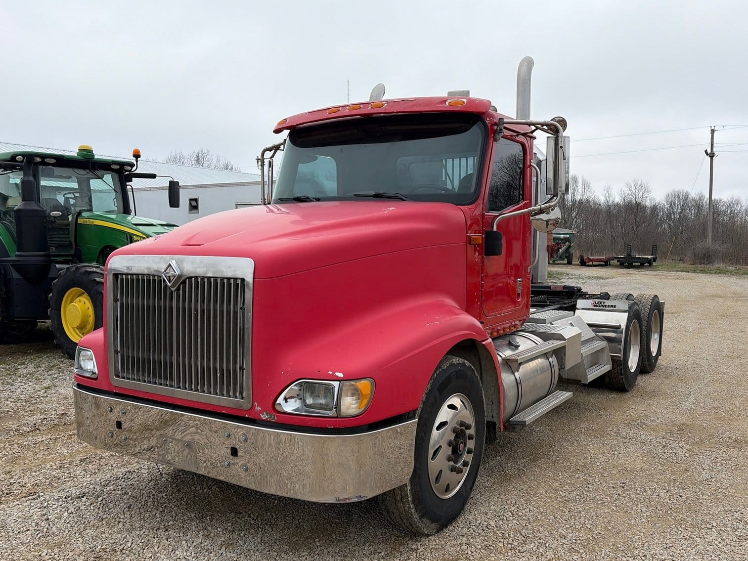 2005 International 9400i Equipment Image0