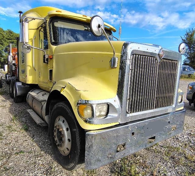 Image of International 9900I equipment image 4