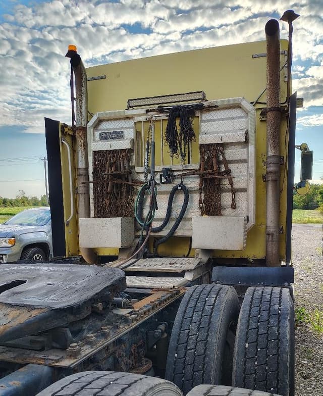 Image of International 9900I equipment image 2