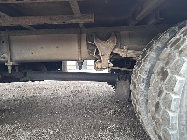 Image of International Durastar 4300 equipment image 3