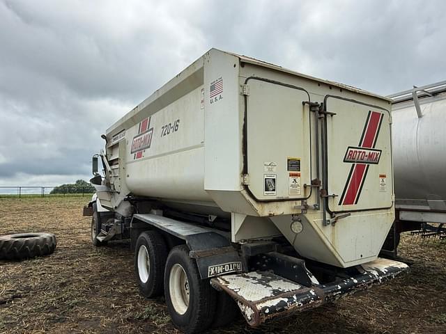 Image of International Paystar 5600I equipment image 3