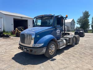 2005 International 8600 Image