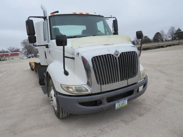 Image of International  Transtar 8600 equipment image 3