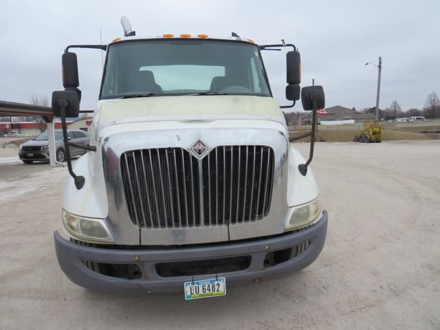 Image of International  Transtar 8600 equipment image 4