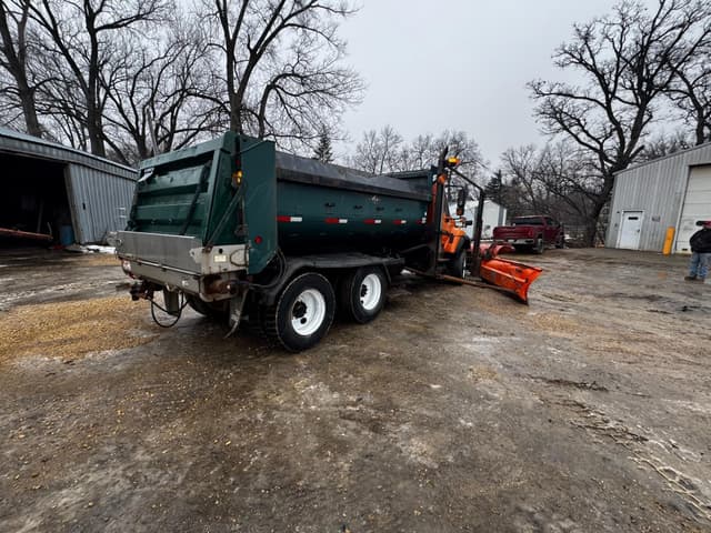 Image of International WorkStar 7600 equipment image 3