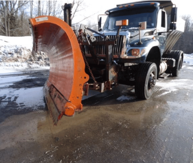 Image of International WorkStar 7600 equipment image 1