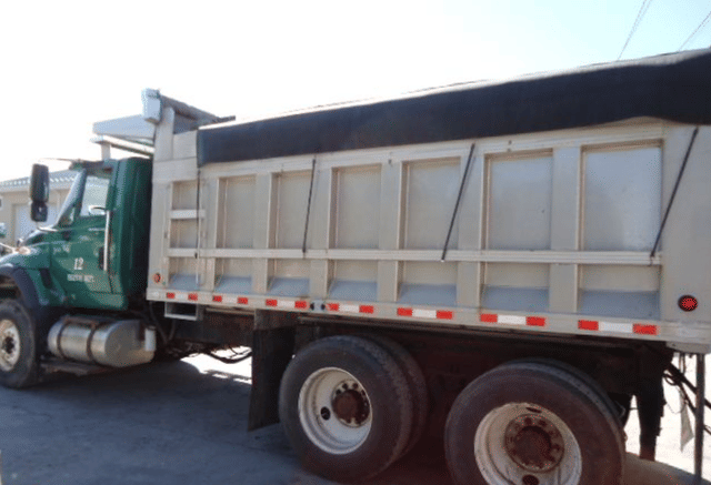 Image of International WorkStar 7600 equipment image 2