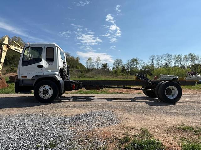 Image of Isuzu FTR equipment image 1