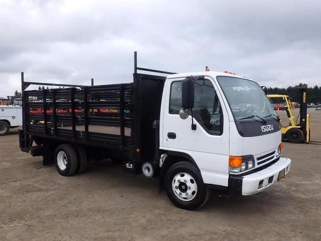 Image of Isuzu NPR equipment image 1