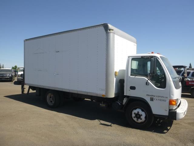 Image of Isuzu NPR equipment image 1