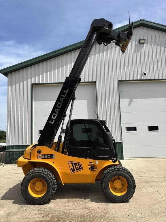 Image of JCB 520-40 equipment image 1
