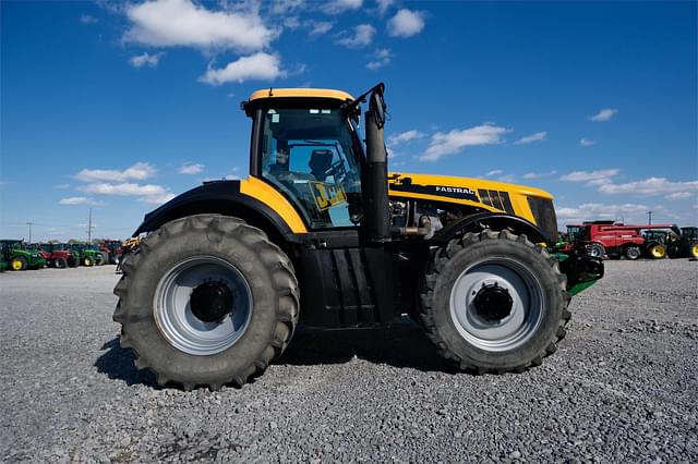 Image of JCB Fastrac 8250 equipment image 3