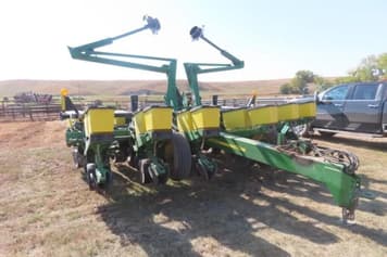 Main image John Deere 1760