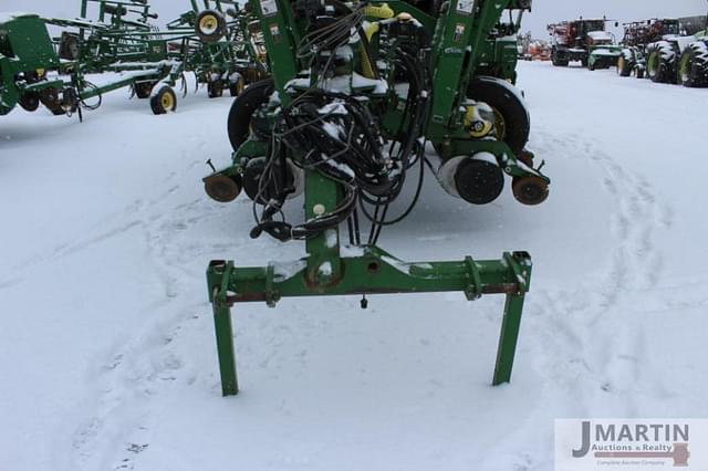 Image of John Deere 1790 equipment image 4