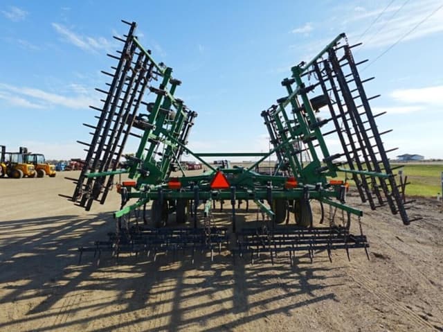 Image of John Deere 726 equipment image 3