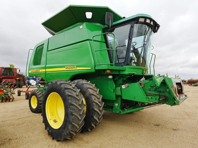 Image of John Deere 9560 STS equipment image 1