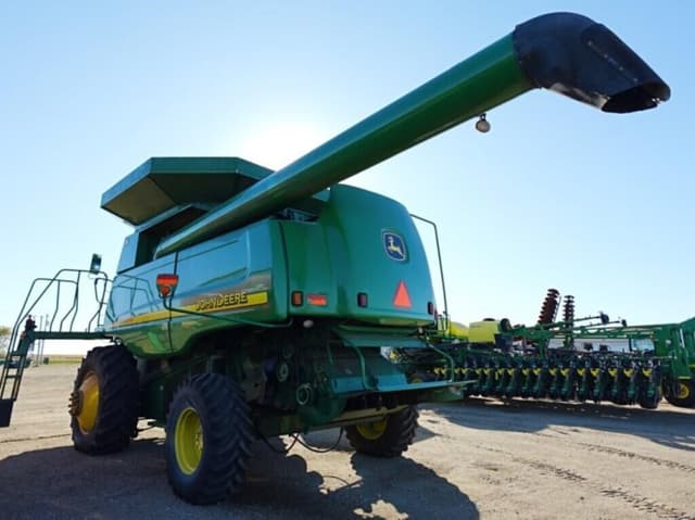 Image of John Deere 9760 STS equipment image 3