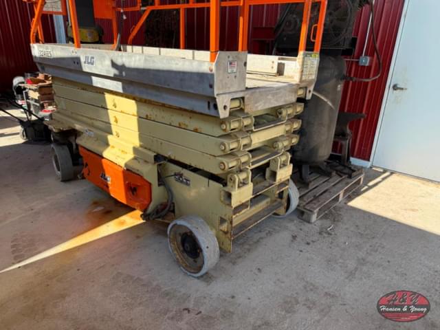 Image of JLG 3246ES equipment image 1
