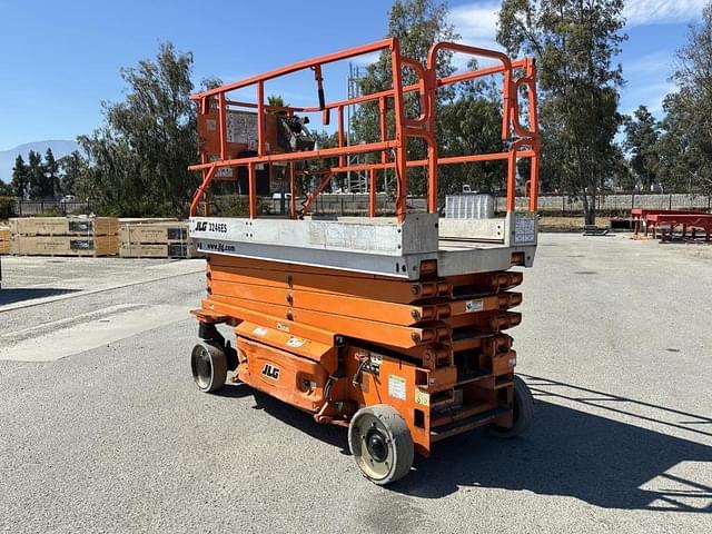 Image of JLG 3246ES equipment image 4