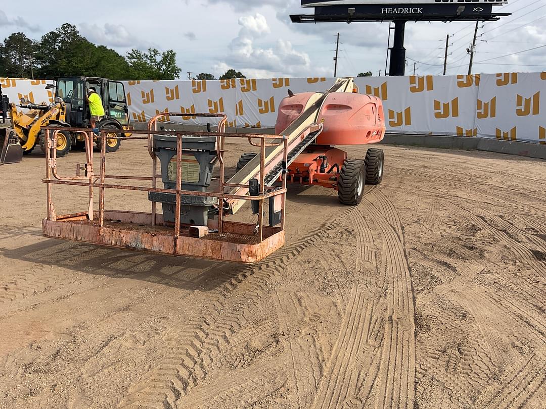 Image of JLG 400S Primary image