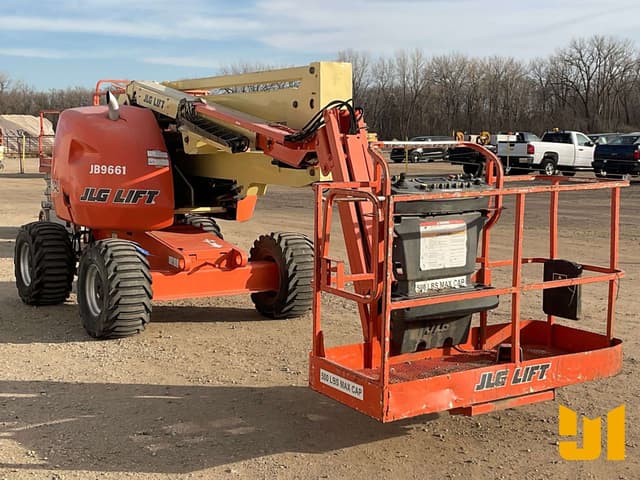 Image of JLG 450AJ equipment image 2