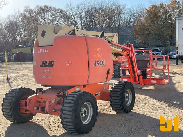 Image of JLG 450AJ equipment image 4