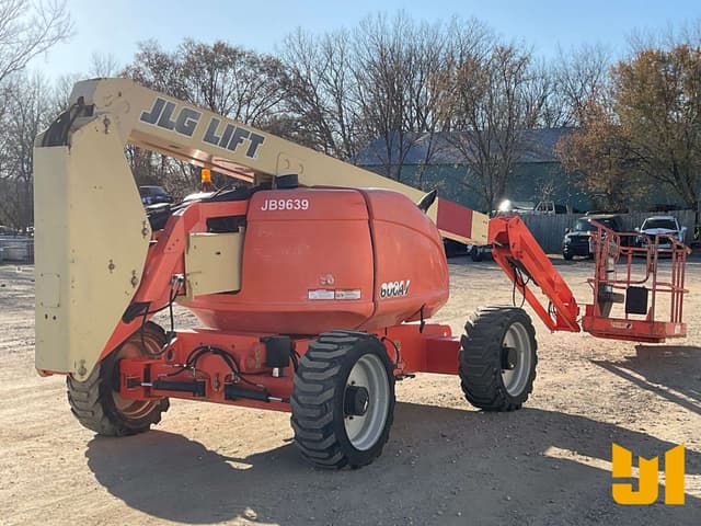 Image of JLG 600AJ equipment image 4