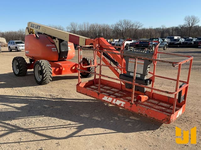 Image of JLG 600AJ equipment image 2