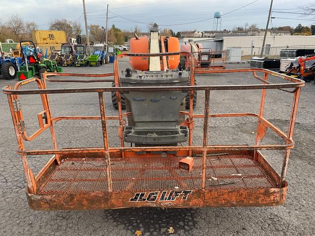 Image of JLG 600S equipment image 1