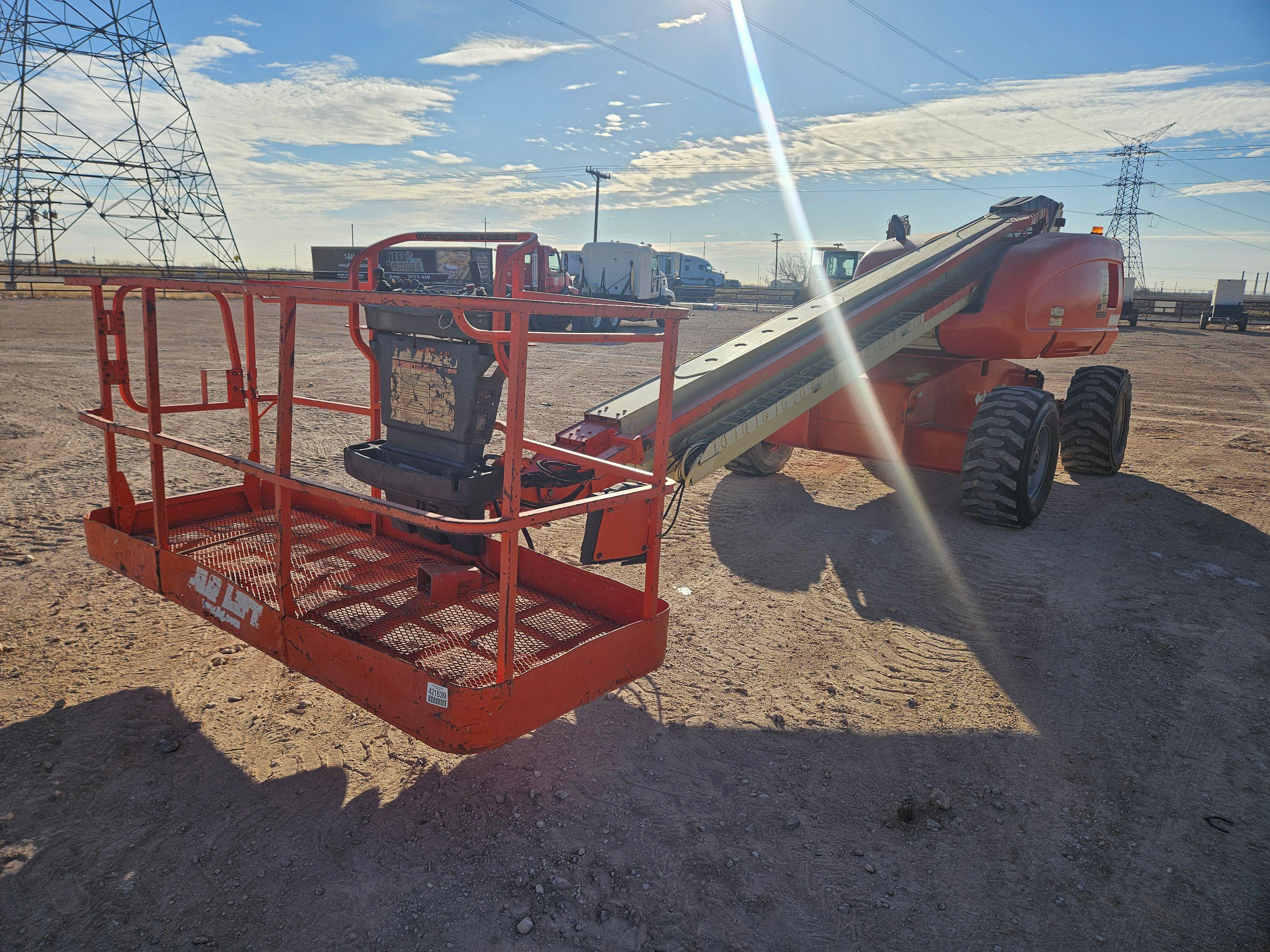 Main image JLG 600S