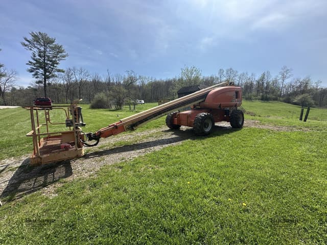 Image of JLG 600S equipment image 1