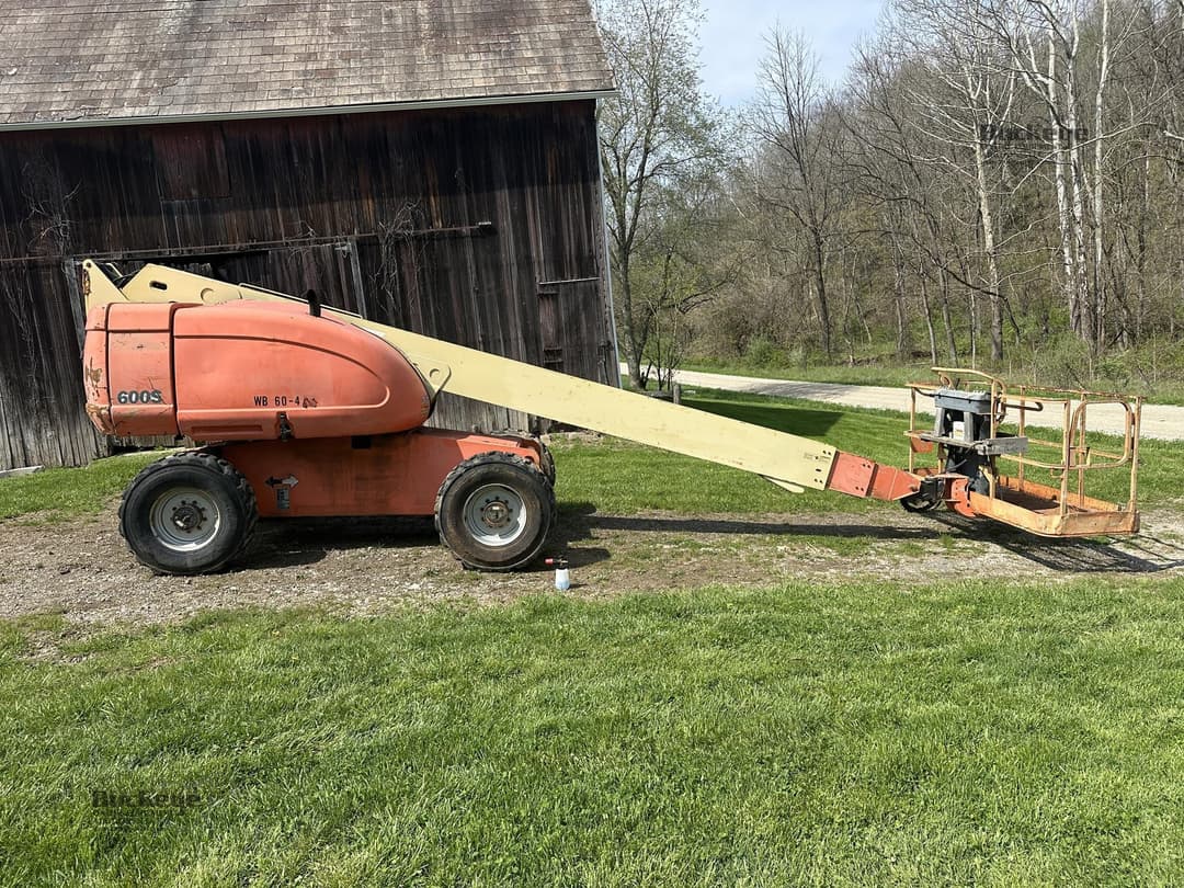 Image of JLG 600S Primary image