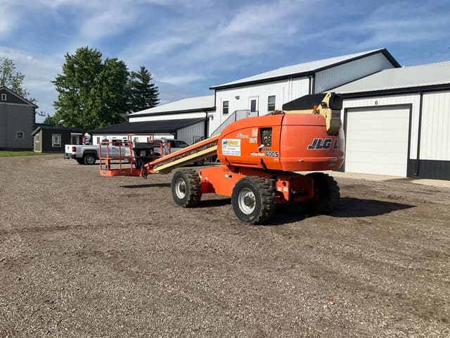 Image of JLG 600S equipment image 4