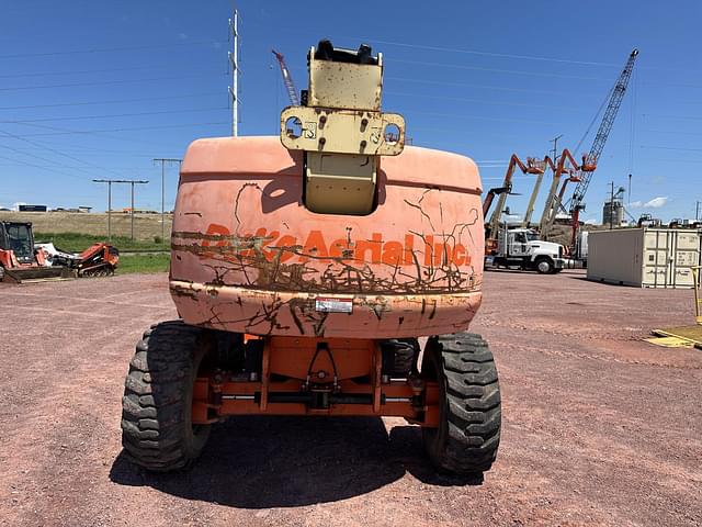 Image of JLG 600S equipment image 3