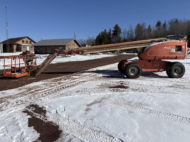 Image of JLG 660SJ equipment image 1