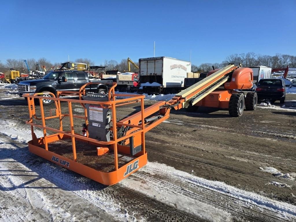 2005 JLG 660SJ Equipment Image0