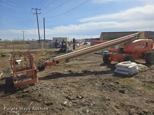 2005 JLG 800S Image