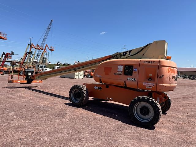 Image of JLG 800S equipment image 2