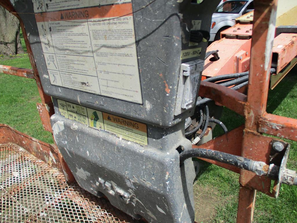 Main image JLG 800S 39