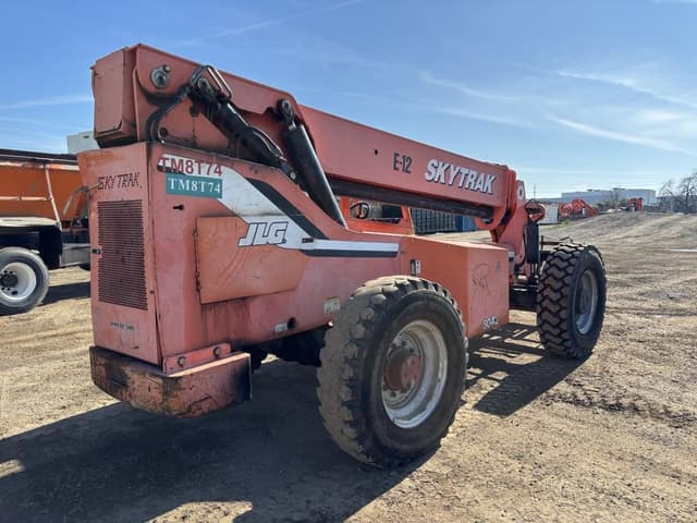 Image of JLG 8042 equipment image 2