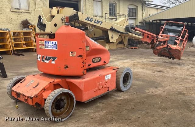 Image of JLG E400AJP equipment image 4