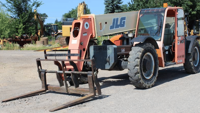 Image of JLG G9-43A equipment image 1