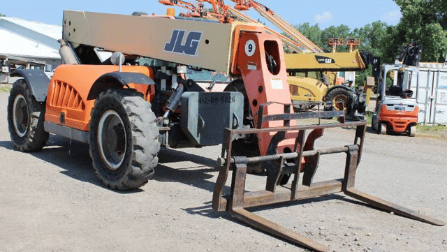 Image of JLG G9-43A equipment image 4