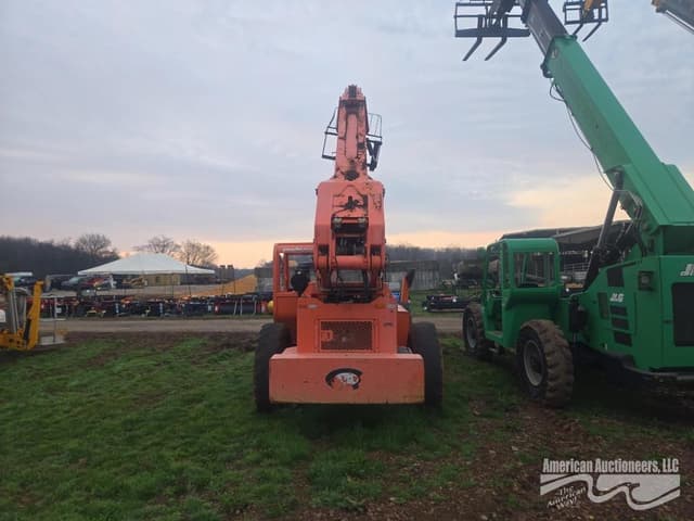 Image of JLG 1044-C-54 Series II equipment image 4
