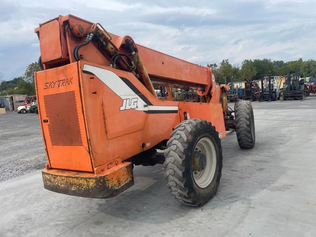 Image of JLG 8042 equipment image 2